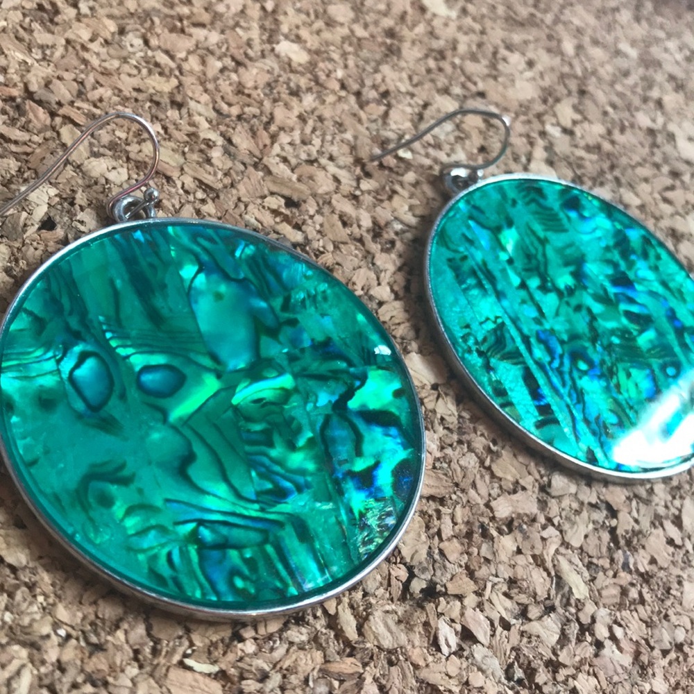 Round earrings - Picture 2 of 3